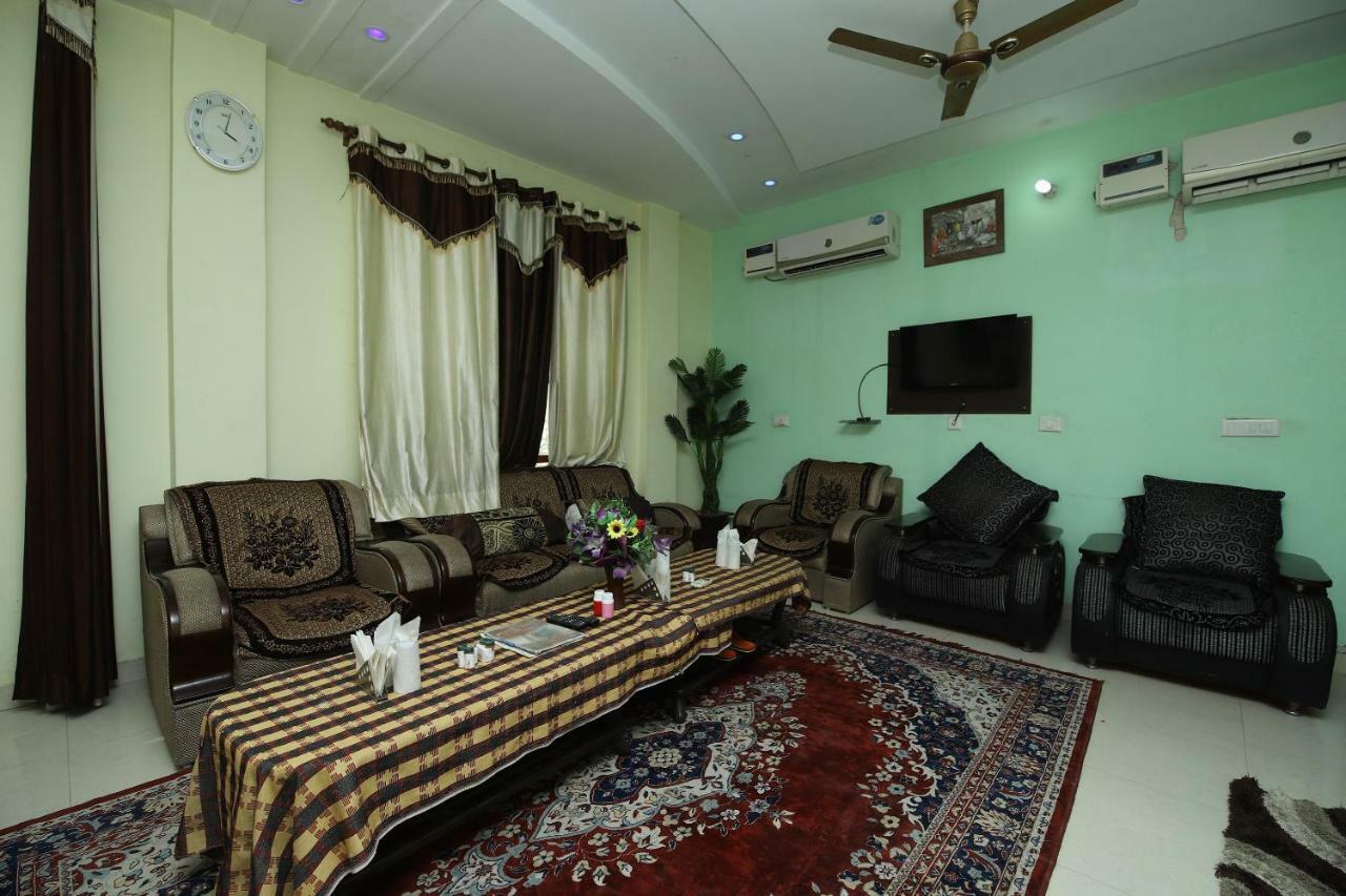 Hotel Deep Palace Jind 外观 照片